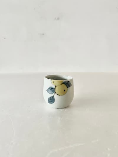 【美品】九谷焼き　徳永遊心　色絵みかん　湯呑み　2 画像1