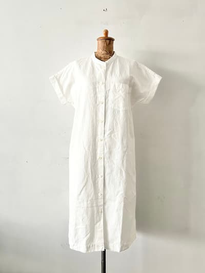 【美品】MARGARET HOWELL　ノーカラーシャツワンピース　白　サイズ2 画像1