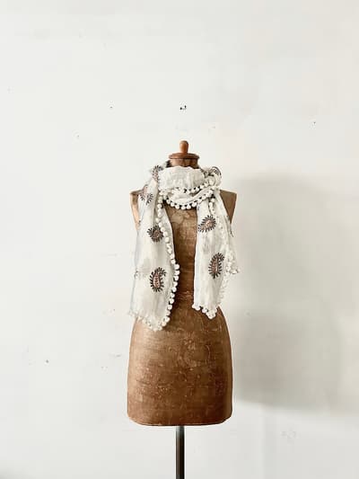 matta　ペイズリー　刺繍　タッセル　ストール 画像1