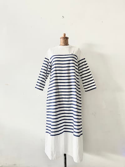 Sunny clouds　ponのパネルボーダーワンピース　Мサイズ 画像1