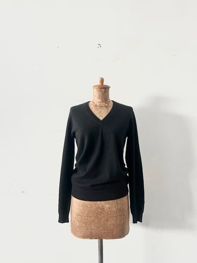 ERIC BOMPARD　カシミヤVネック　黒　サイズS 画像1