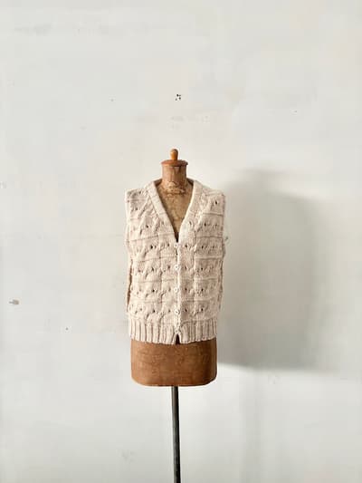 【美品】GASA　まだここにいる　ウールベスト　サイズF　 画像1