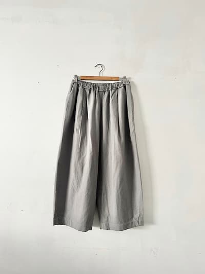 mina perhonen　neutraali　sol　ウールパンツ　サイズM　グレー 画像1