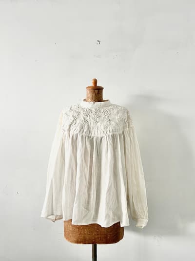 【未使用】tumugu　ハンド刺繍　コットンモス　プルオーバー　ブラウス 画像1