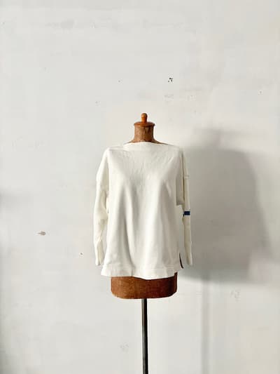 【美品】45R 裏毛の四角ボートネックトレーナー 画像1