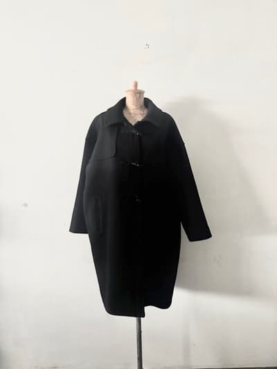 【美品】休日と詩　ホリデーダッフルコート　ブラック 画像1
