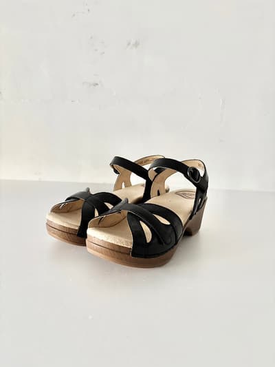 【美品】dansko　Season Full Grain　サンダル　サイズ36 画像1