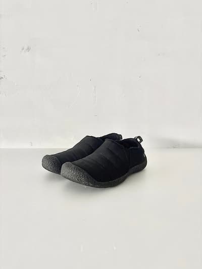 【美品】KEEN　ハウザーⅡ　スリッポン　黒　24cm  画像1