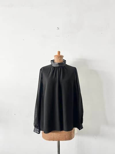 【未使用】eclat　アンティークリボン　オリジナルブラウス　サイズ40　ポリエステル　 画像1