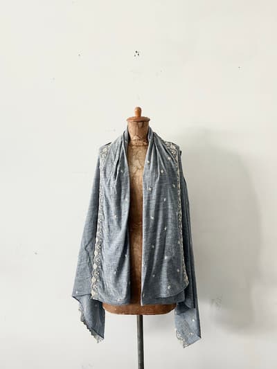 45R　シャンブレー　刺繍　羽織　ストール　 画像1