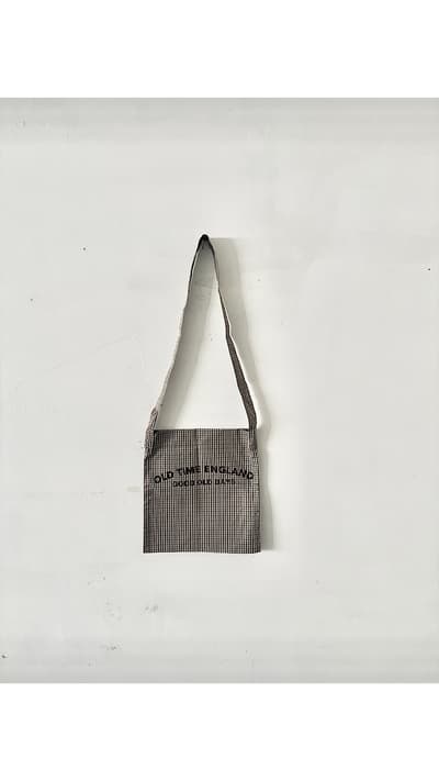 【美品】R&D.M.Co- OLDMAN’S TAILOR　small gun club one shoulder bag　  画像1