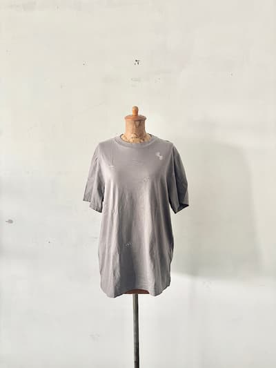 【MENS】mina perhonen　choucho　エンブロイダリーコットン　半袖Tシャツ 　グレー サイズL　　 画像1