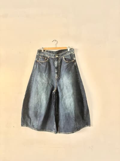 【未使用】DEEPBLUE　ユーズド加工　ルーズデニム　サイズL　 画像1