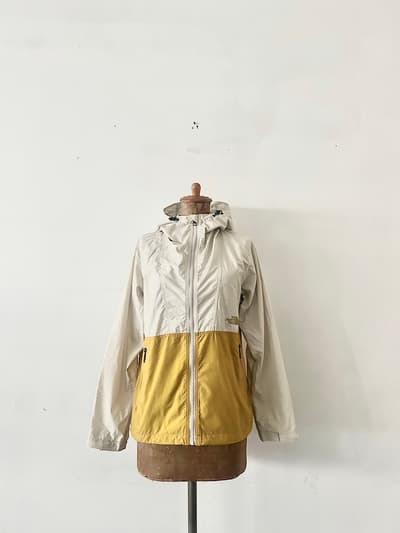 THE NORTH FACE　 CompactJacket 　サイズМ 画像1