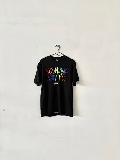 【MENS】Stussy ・TOWER RECORDS　Tシャツ　サイズM 　NO MUSIC NO LIFE　 画像1