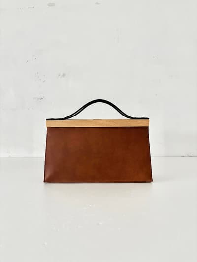 【美品】定価4.2万　YURUKU　Clap Wood Square Hand Bag S　　 画像1