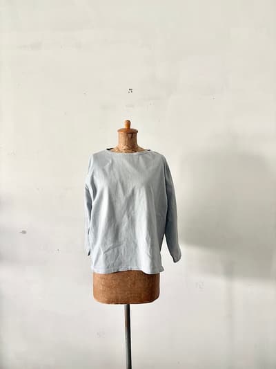 OMNIGOD　天竺ボートネックマニッシュシャツ  長袖カットソー　サイズF　コットン　 画像1
