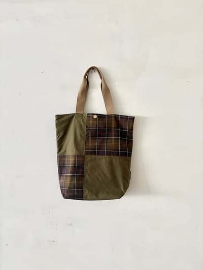 【美品】Barbour　トランスポートパッチワークトート　バッグ 画像1