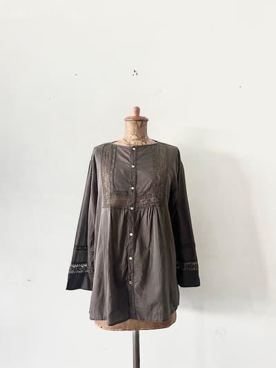 NIMES　レースフロントヨークブラウス　ブラウン　 画像1