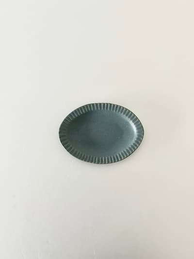 【美品】よしざわ窯　ブルー　線刻オーバル皿　② 画像1