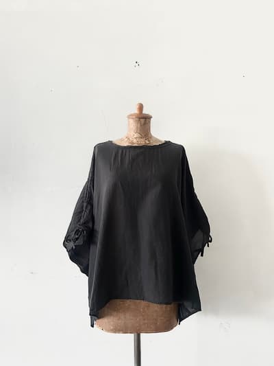 Conges payes ADIEU TRISTESSE   シャーリングリボン袖プルオーバー 画像1
