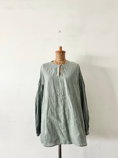 【美品】CAVANE　Balloon sleeve 　Pull Over blouse 画像1
