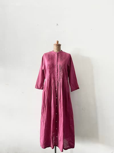 【美品】NIMES   ローンピンタックワンピース　ローズ 画像1