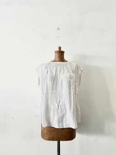 【美品】LISETTE　ノースリーブ　リネンブラウス　白 画像1