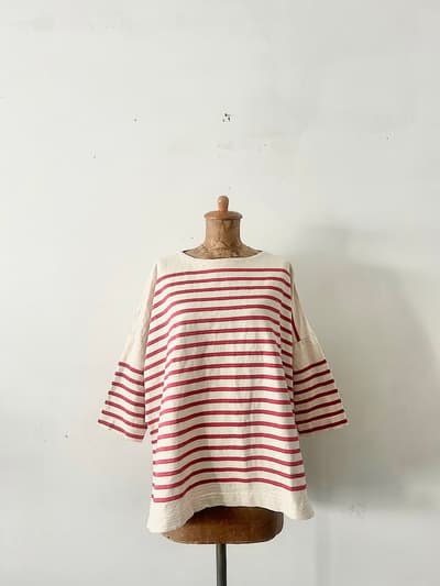 【美品】45R　バスクのビッグスリットTシャツ　赤ボーダー 画像1