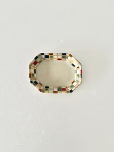 【美品】古川真紀子　モザイクタイル文様 八角豆皿　1 画像1
