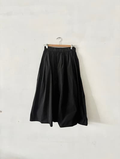 【美品】LE GLAZIK　ボリュームギャザースカート　サイズ36　黒 画像1