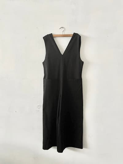 【美品】北欧暮らしの道具店　ポンチ素材のオールインワン　黒　Mサイズ 画像1