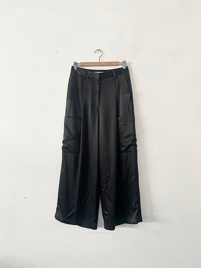 【美品】BABYLONE　サテンカーゴパンツ　ブラック　サイズ38  画像1