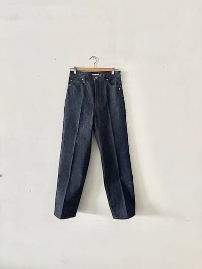 【未使用】DRESSTERIOR　ストレートデニムパンツ　サイズ36　 画像1