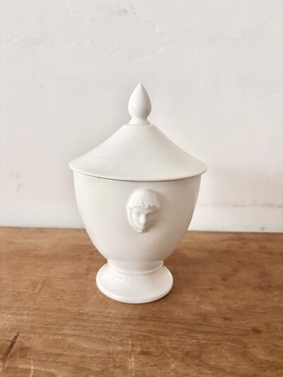 フランスアンティーク 白磁 マスカロン装飾 蓋付ポット 希少 20.5cm 画像2