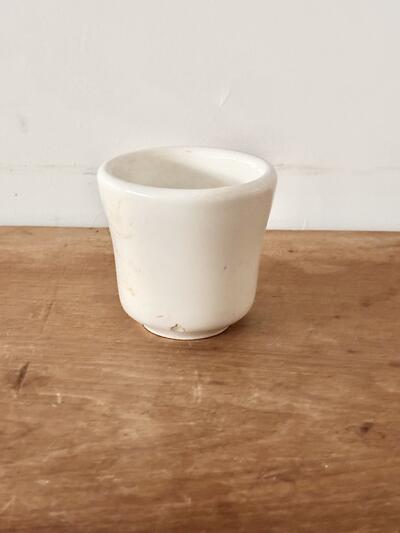 フランスアンティーク 白磁のカフェオレカップ  10cm 大サイズ 画像3