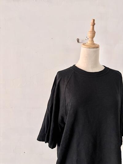 【美品】harmonie  裏毛 ラグランスリーブ ワイドプルオーバー 画像2