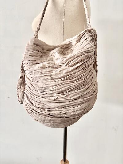 【美品】suzuki takayuki gather bag  グレージュ　　 画像4