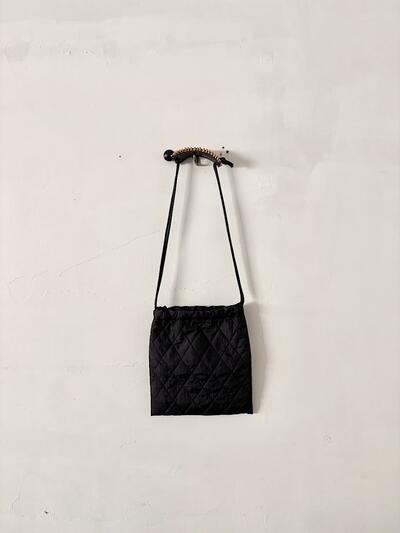 【未使用】Takayo Katayama 巾着 ショルダーバッグ キルティング ブラック 画像3