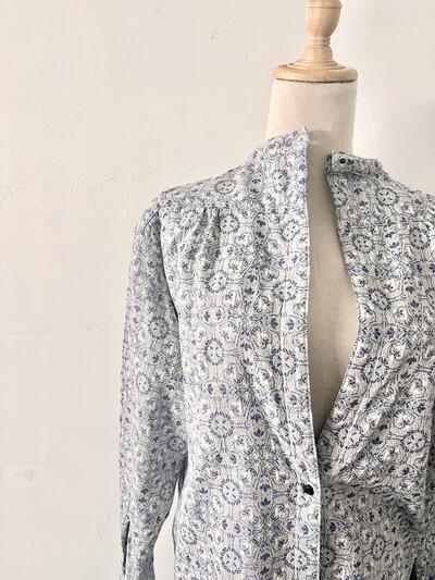 【美品】OUTIL ウティ CHEMISIER CORSIER 総柄シャツ インディゴ・白 0 画像2