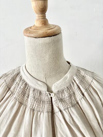 【美品】LISETTE リゼッタ スモッキング刺繍 リネンワンピース アイボリー　デボラ　 画像3