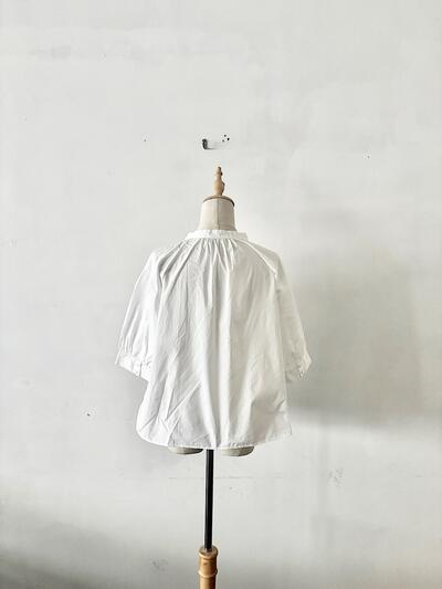 【美品】NÎMES ニーム スタンドカラー ブラウス ホワイト 綿100% 画像5