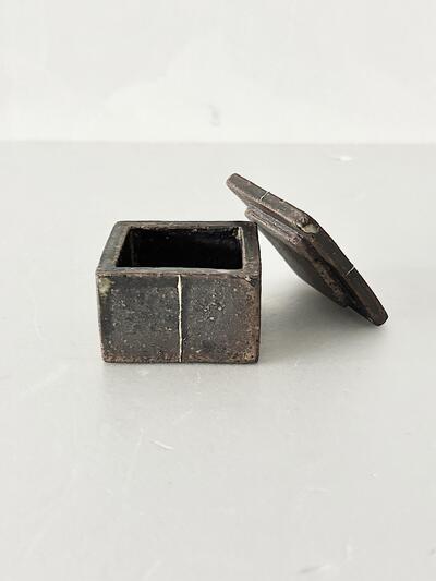 【美品】奥田章 十草 十字 スパイス入れ 蓋物 文五郎窯 信楽焼 作家物 画像2