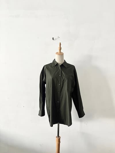 【美品】スピック＆スパン コットン100% オーバーサイズシャツ モスグリーン 画像1