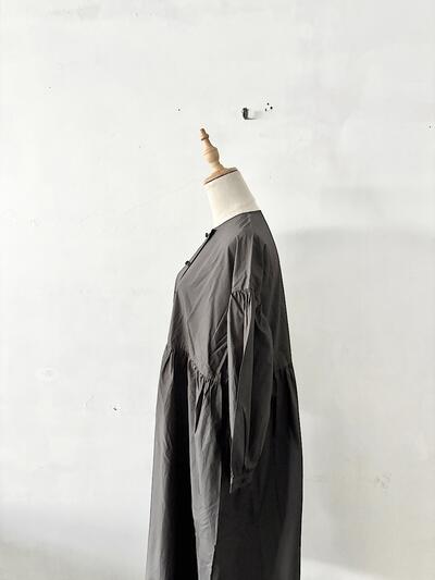 【美品】オオカミとフクロウ オオカミとハリネズミのエクリュ ワンピース うすずみ 画像5