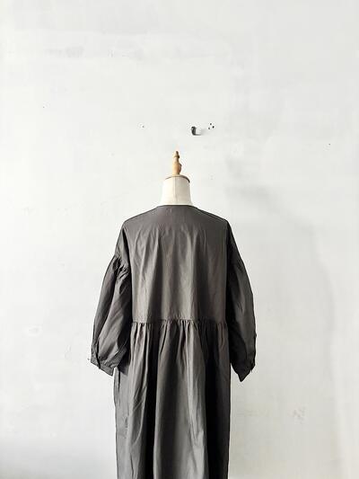 【美品】オオカミとフクロウ オオカミとハリネズミのエクリュ ワンピース うすずみ 画像7
