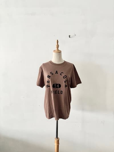 JOURNAL STANDARD relume　別注【GULFCOAST SPORTSWEAR】ロゴTシャツ 画像1