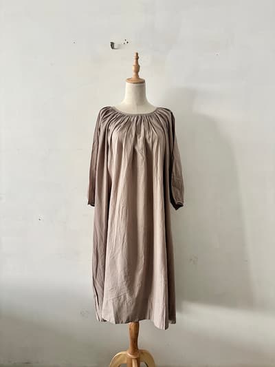 【美品】Veritecoeur ヴェリテクール ギャザーワンピース VC-1912 画像1