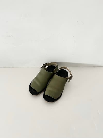 【美品】GROW NATURALLY サンダル 画像1