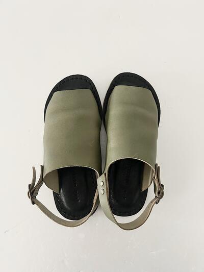 【美品】GROW NATURALLY サンダル 画像3